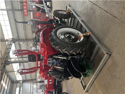 Tractor- en backhoe -pakketbezorging